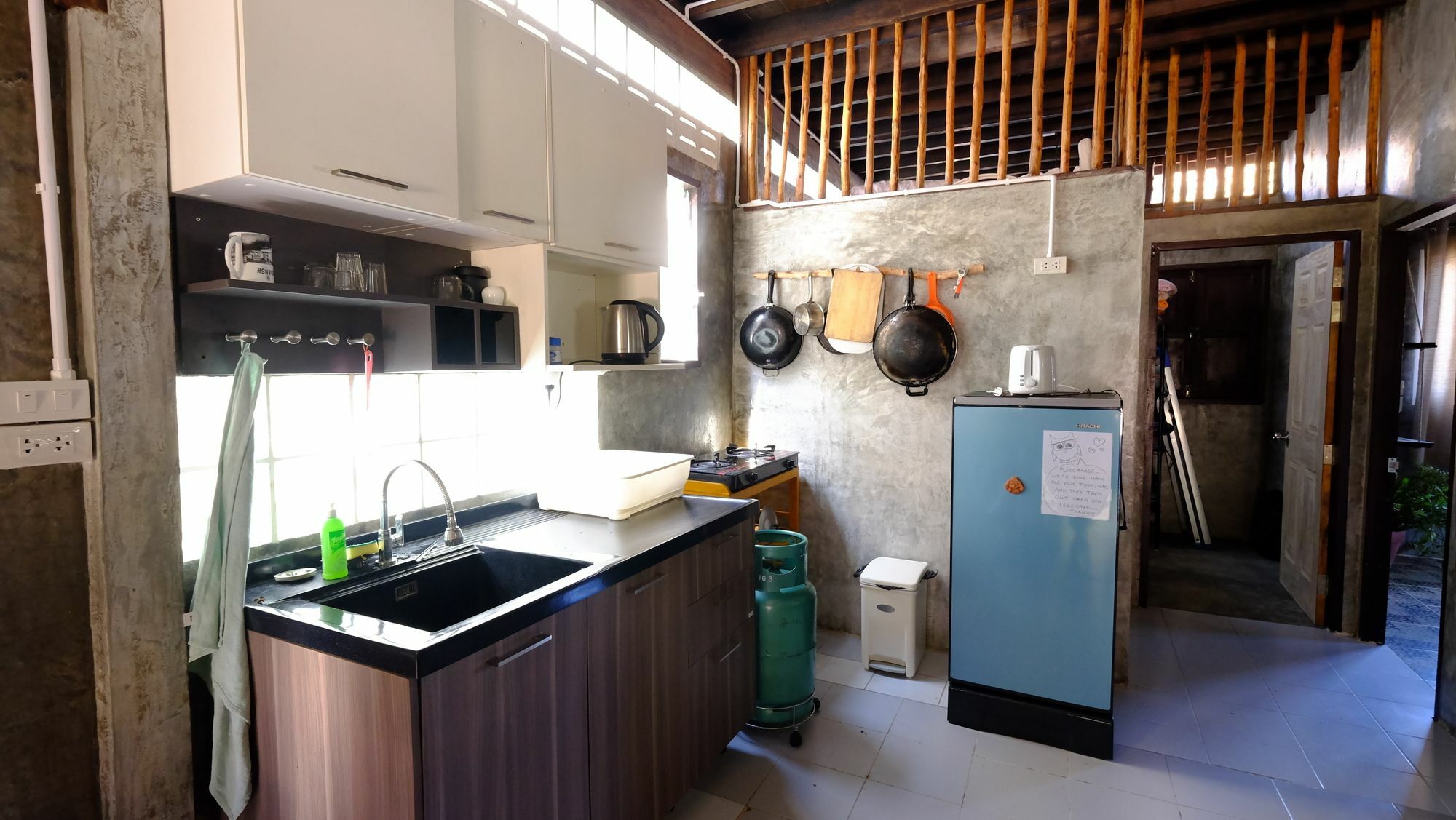 Sweet Life Guesthouse Ko Lanta Екстериор снимка